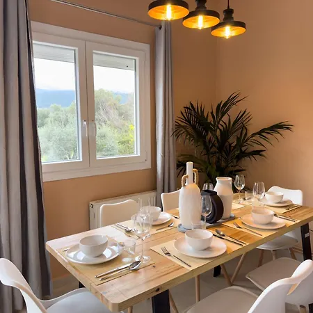 Terpsichore's House * Sami (Kefalonia)